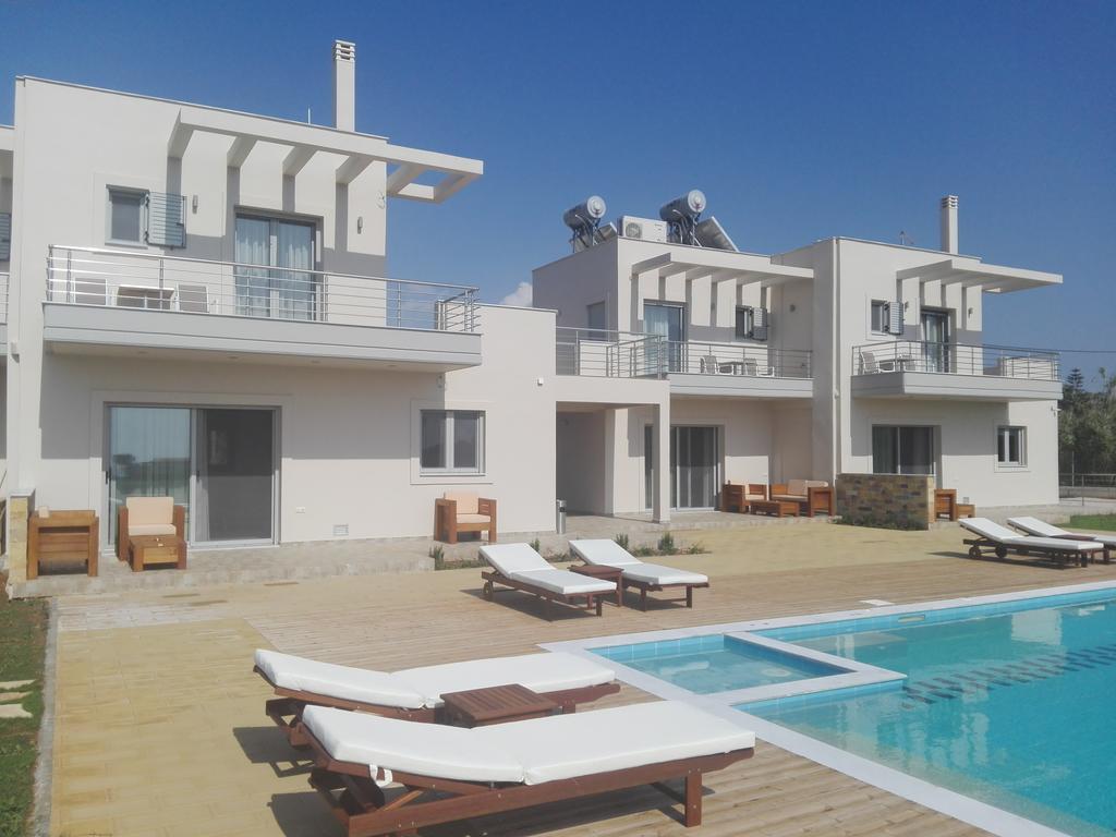 Edem Suites Marathopoli Exterior photo